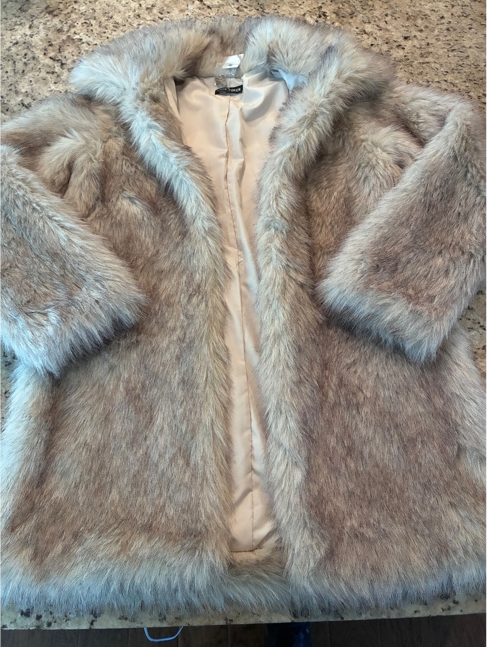NWT Love Token Luxury Faux Fur Coat in Light Brown, Size XS